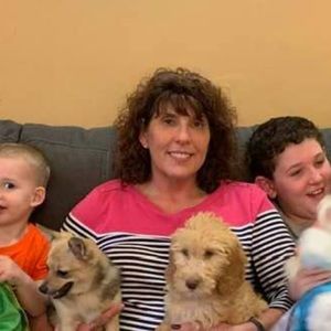 Meet your Posher, Pam